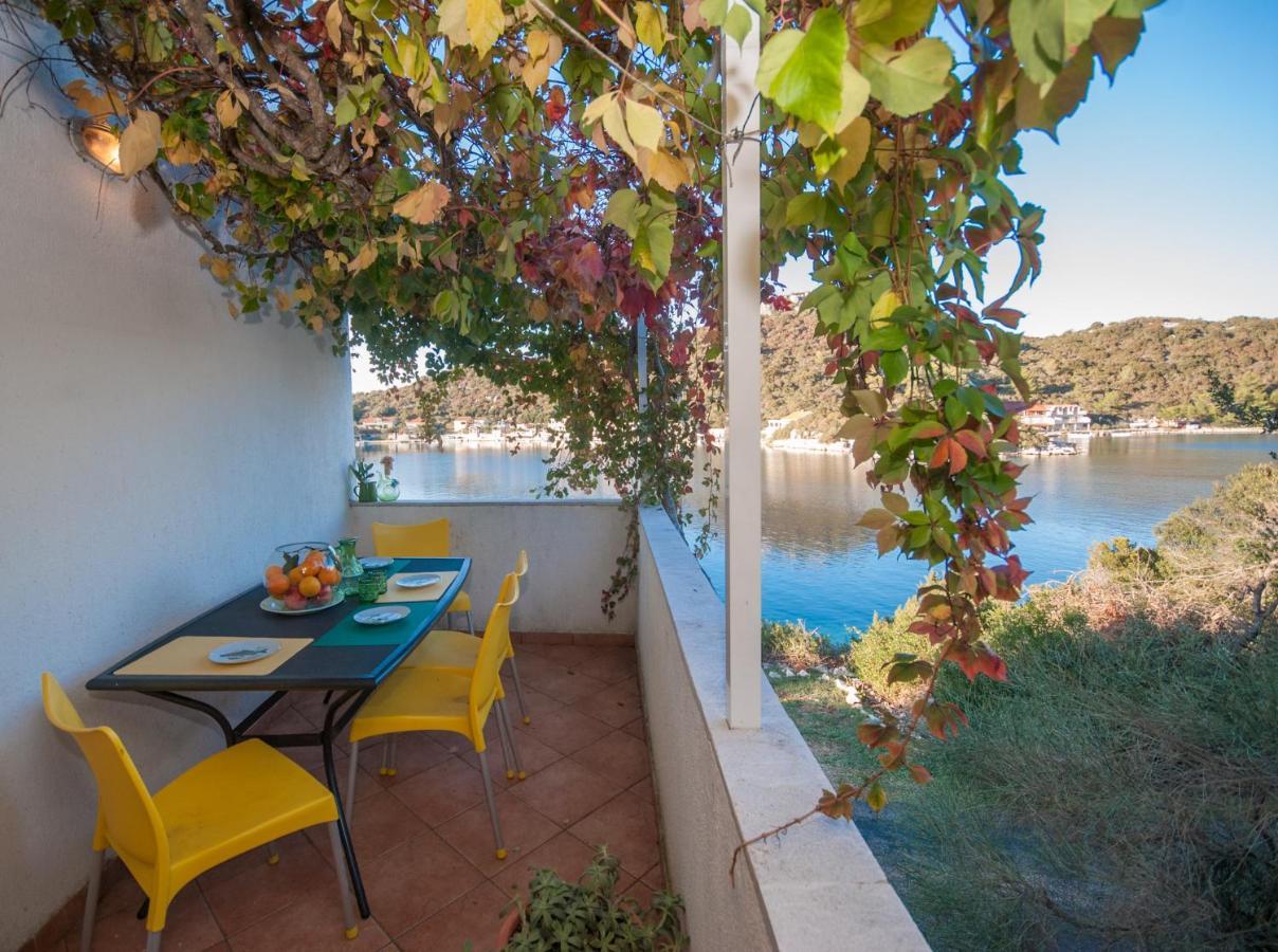 Apartmani Jagoda Lastovo Exteriör bild