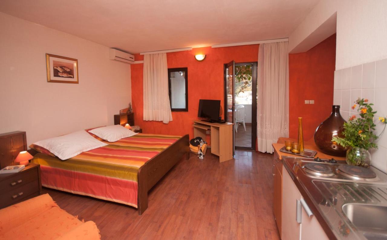 Apartmani Jagoda Lastovo Exteriör bild